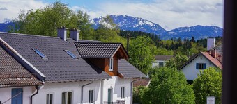 Studio Apartment 'Central and Nature Nearby' with Mountain View, Balcony and Wi-Fi