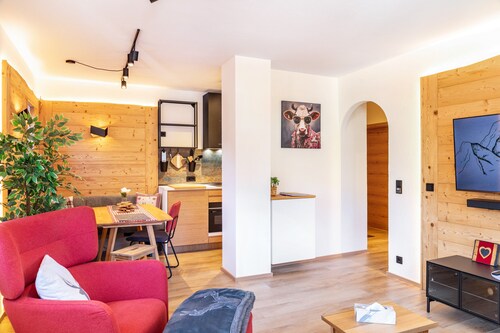 Ammerstube – Alpine Design Holiday Apartment in Central Oberammergau