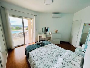 Silitysrauta/-lauta, Wi-Fi, vuodevaatteet