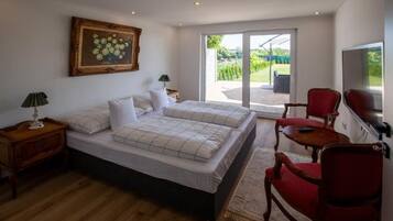 Room, 2 Bedrooms | 2 bedrooms