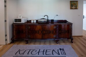 Room, 2 Bedrooms | Interior - Room-apartman Louis A 102 (Tomášikovo)