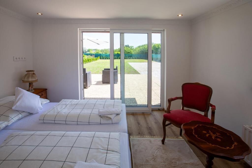 غرفة - غرفتا نوم | 2 عدّة غرف نوم