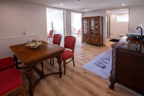 Phòng, 2 phòng ngủ | Phòng ăn