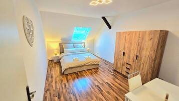 2 Schlafzimmer, Bügeleisen/Bügelbrett, kostenloses WLAN, Bettwäsche