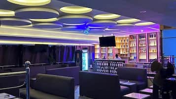 Economy Single Room | Bar (on property) | 20 bars/lounges