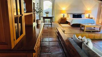 5 chambres, fer et planche à repasser, Wi-Fi, draps fournis