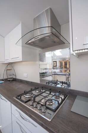 Microwave, oven, dishwasher