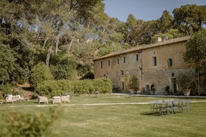 Property grounds - Le Mas des Prêcheurs (Tarascon)