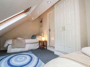 2 bedrooms, individually decorated, individually furnished, free WiFi - Cragg Hall View (Hebden Bridge)