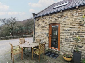 Outdoor dining - Cragg Hall View (Hebden Bridge)