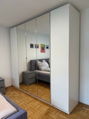 2 Schlafzimmer, Bügeleisen/Bügelbrett, WLAN, Bettwäsche