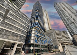 Exterior - HAVN - 1 bedroom in The Signature, Downtown Dubai (Dubai)