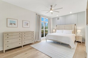 Schreibtisch, Bügeleisen/Bügelbrett, kostenloses WLAN, Bettwäsche