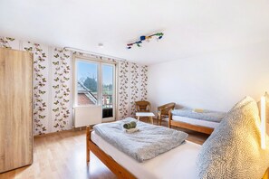 WiFi, bed sheets - Apartment 'Seestern' with Balcony and Wi-Fi (Wester-Ohrstedt)