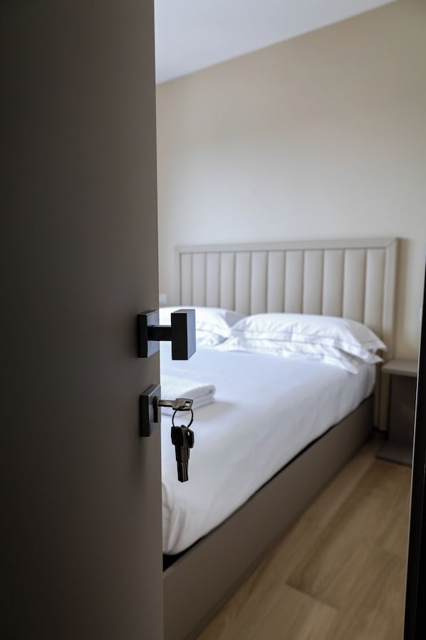 Kahden hengen huone | Tallelokero huoneessa, ilmainen Wi-Fi