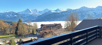 Chalet Heide - Holiday apartment for 4 with fantastic alpine views in Beatenberg