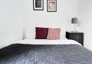 Comfort Apartment, 2 Bedrooms, Non Smoking | Free WiFi - Comfy 2BR Flat on Hucknall Road (Nottingham)