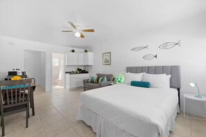 Iron/ironing board, WiFi, bed sheets - Newly renovated Studio Apartments by the Beach! (Hallandale Beach)