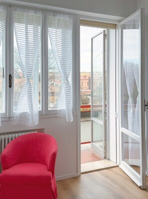 Interior - Casa Sabotino, modern, functional, and cozy (Bologna)
