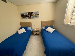 Free WiFi, bed sheets - Vrbo Property (hacienda del alamo)