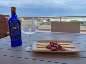 Outdoor dining - Vrbo Property (hacienda del alamo)