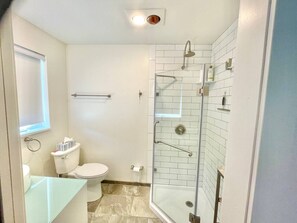 Hair dryer - Brookside Bungalow 1.4 miles to Dock Square (Arundel)