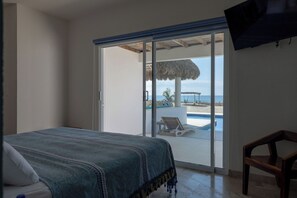 WiFi, bed sheets - Casa Quetzal - Private beachfront villa - Swimming pool & total peace & quiet (Puerto Escondido)