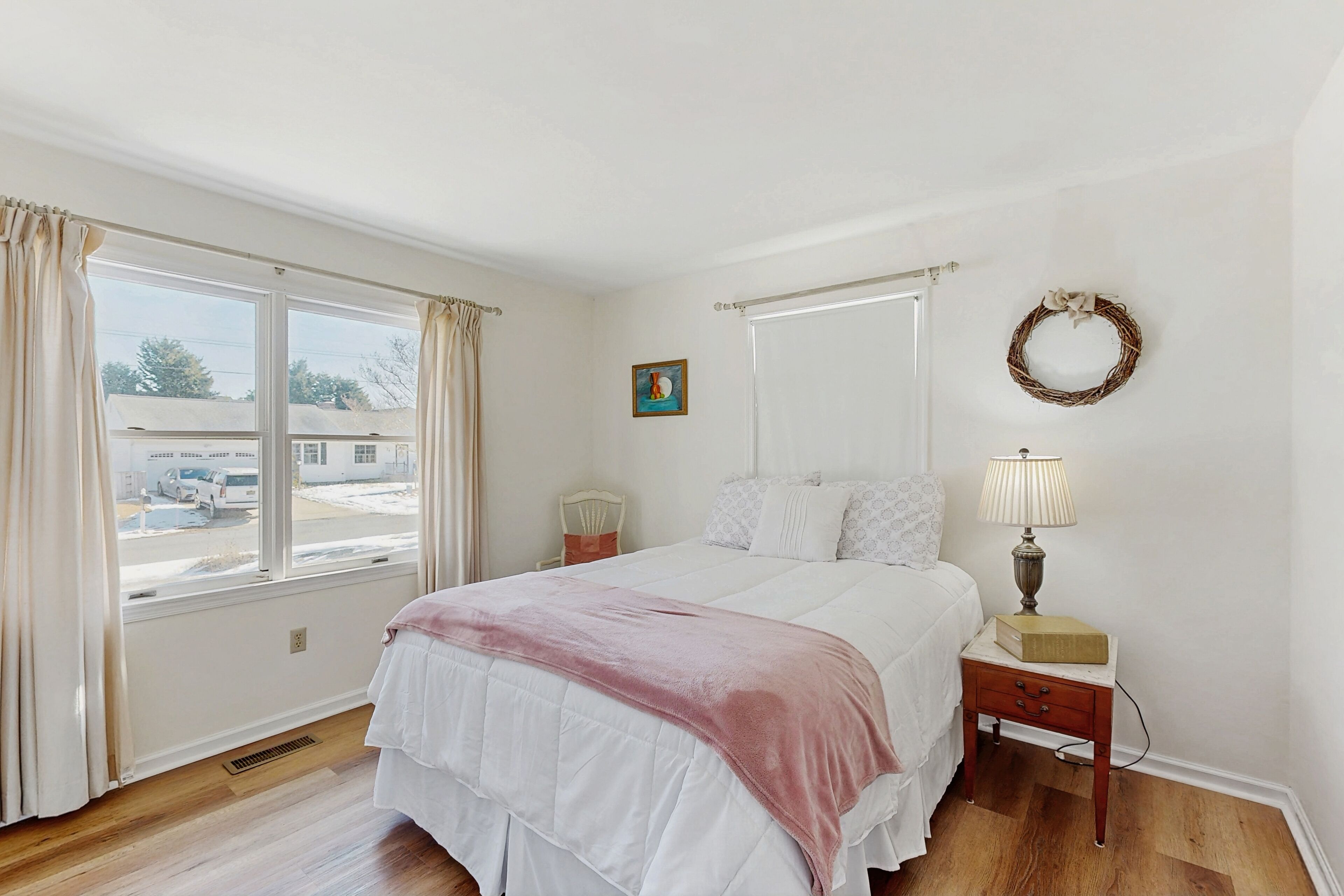 Internet, bed sheets