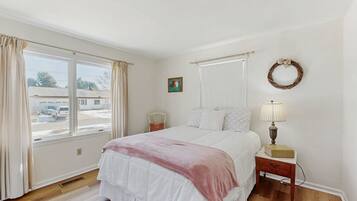 Internet, bed sheets