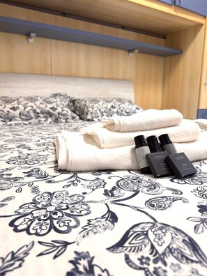 3 Schlafzimmer, Bügeleisen/Bügelbrett, Reisekinderbett, kostenloses WLAN