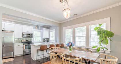 Luxury 5BR Retreat with Private Pool