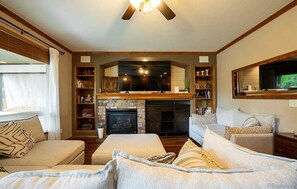 Smart TV, books, offices - Big Castle Rock Home w/ Theater, Games & Space (Castle Rock)