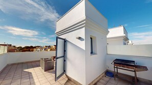 Outdoor dining - Casa Melgarejo - A Murcia Holiday Rentals Property (Roda)