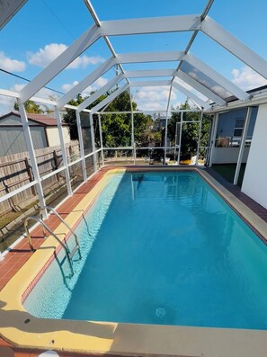 Outdoor pool - Spacious 5BR Pool Home / Sleeps 10+ / Near Charlotte Harbor & Punta Gorda (Port Charlotte)