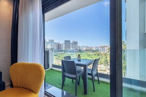 Interior - Pool View 3BR & 2BA, 5-min to Train Station & Beach, Elevator & Balcony (Tanger)