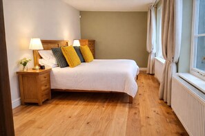 3 habitaciones, tabla de planchar con plancha y wifi gratis 