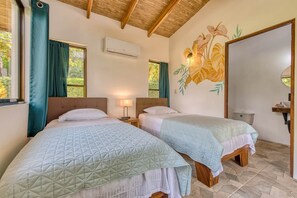 Caja fuerte, wifi, ropa de cama