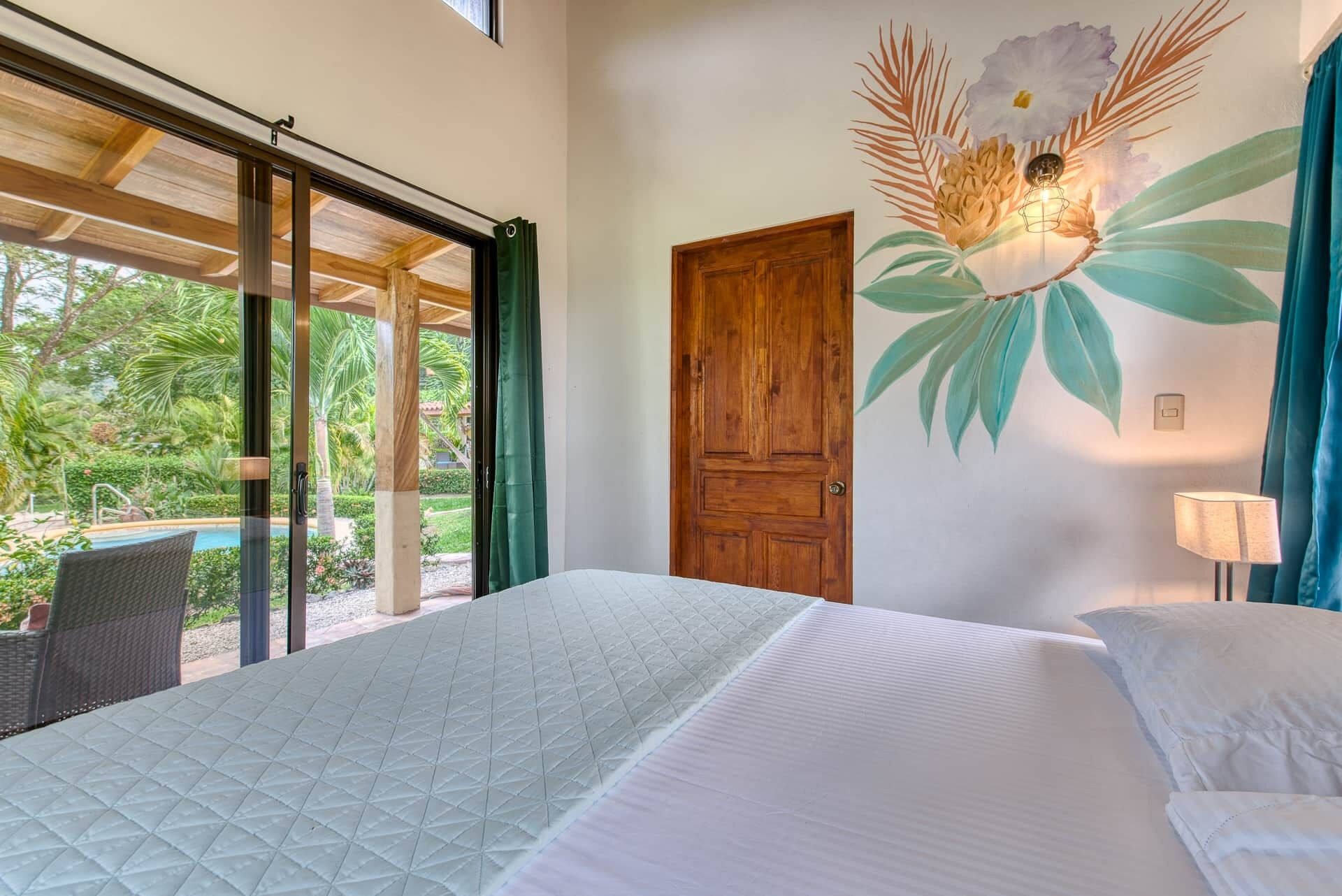 In-room safe, WiFi, bed sheets