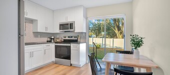 Modern Comfort Belmar Lofts Apartment C Lk Hollingsworth 2 King Suites