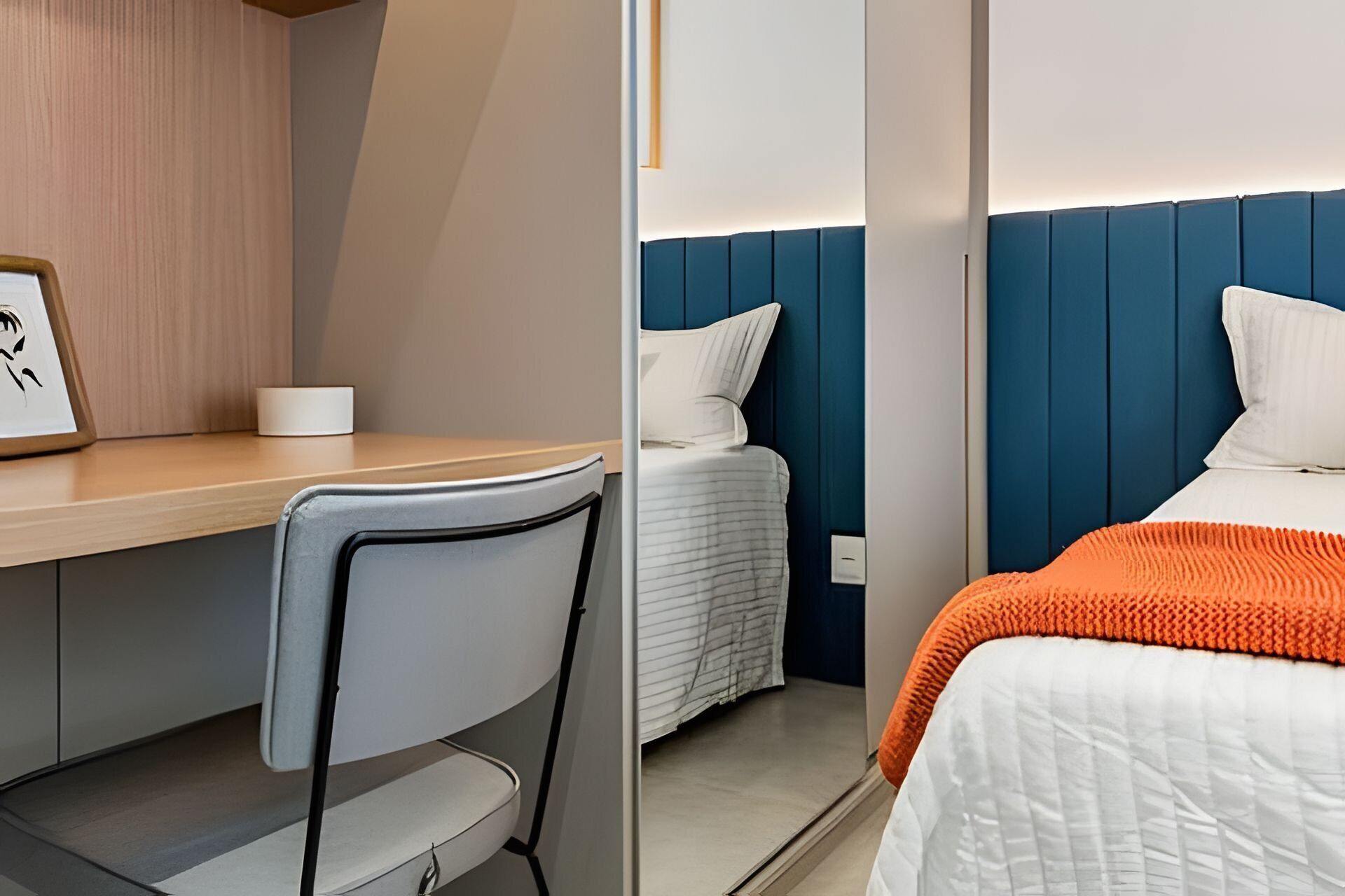 Cortinas blackout, tabla de planchar con plancha y wifi gratis 