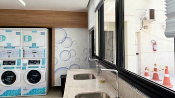 Comfort Apartment, City View | Interior