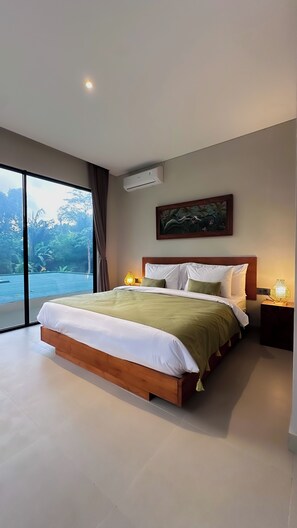 3 soverom, safe på rommet, wi-fi (inkludert) og sengetøy