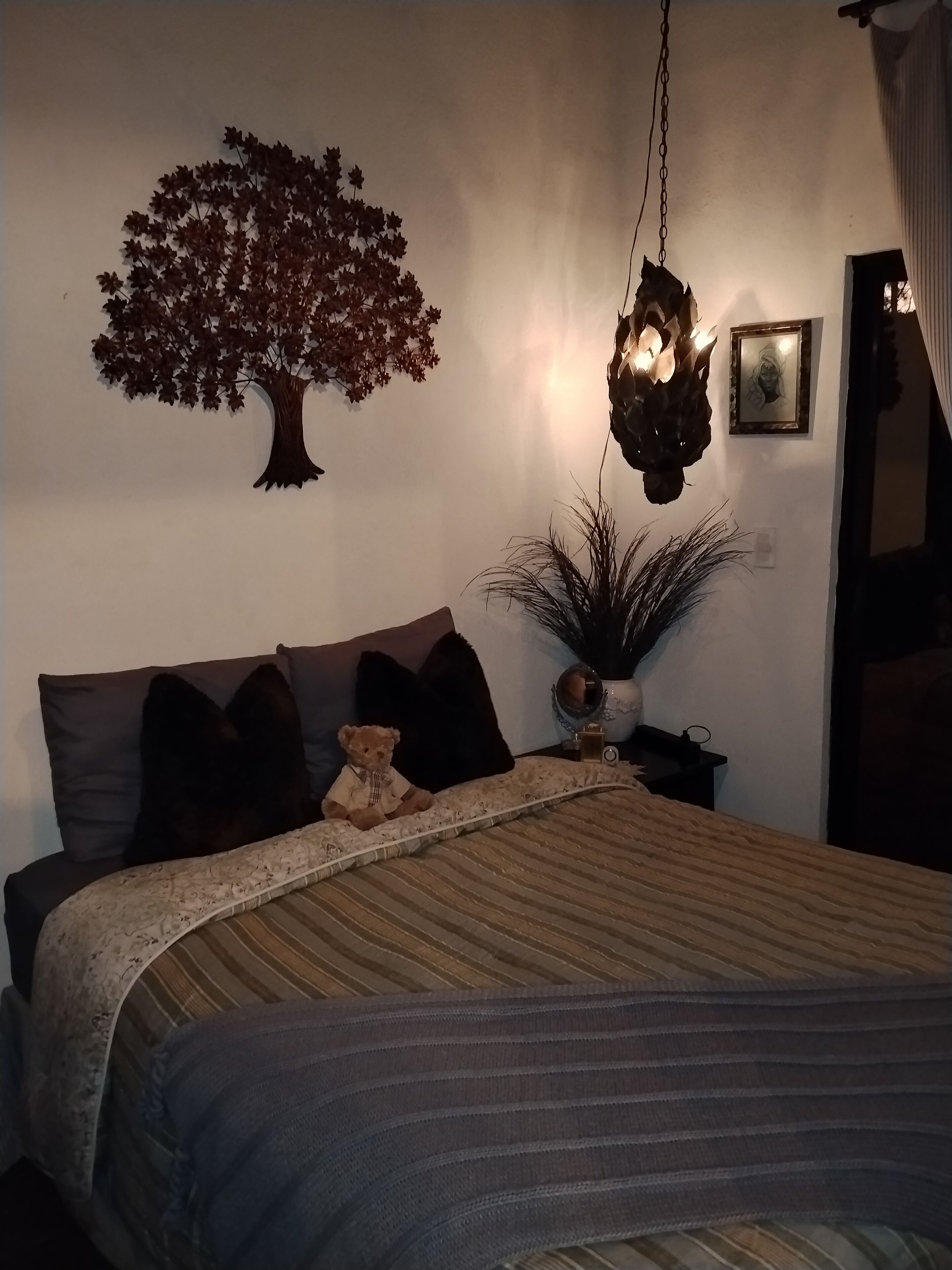 Cottage, Patio, Garden View