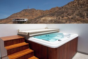 Outdoor spa tub - 2 Fantastic apartment with wifi Los Cabos (Cabo San Lucas)