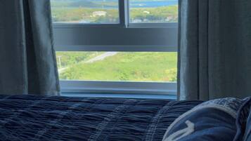 2 chambres, fer et planche Ă repasser, Wi-Fi, draps fournis