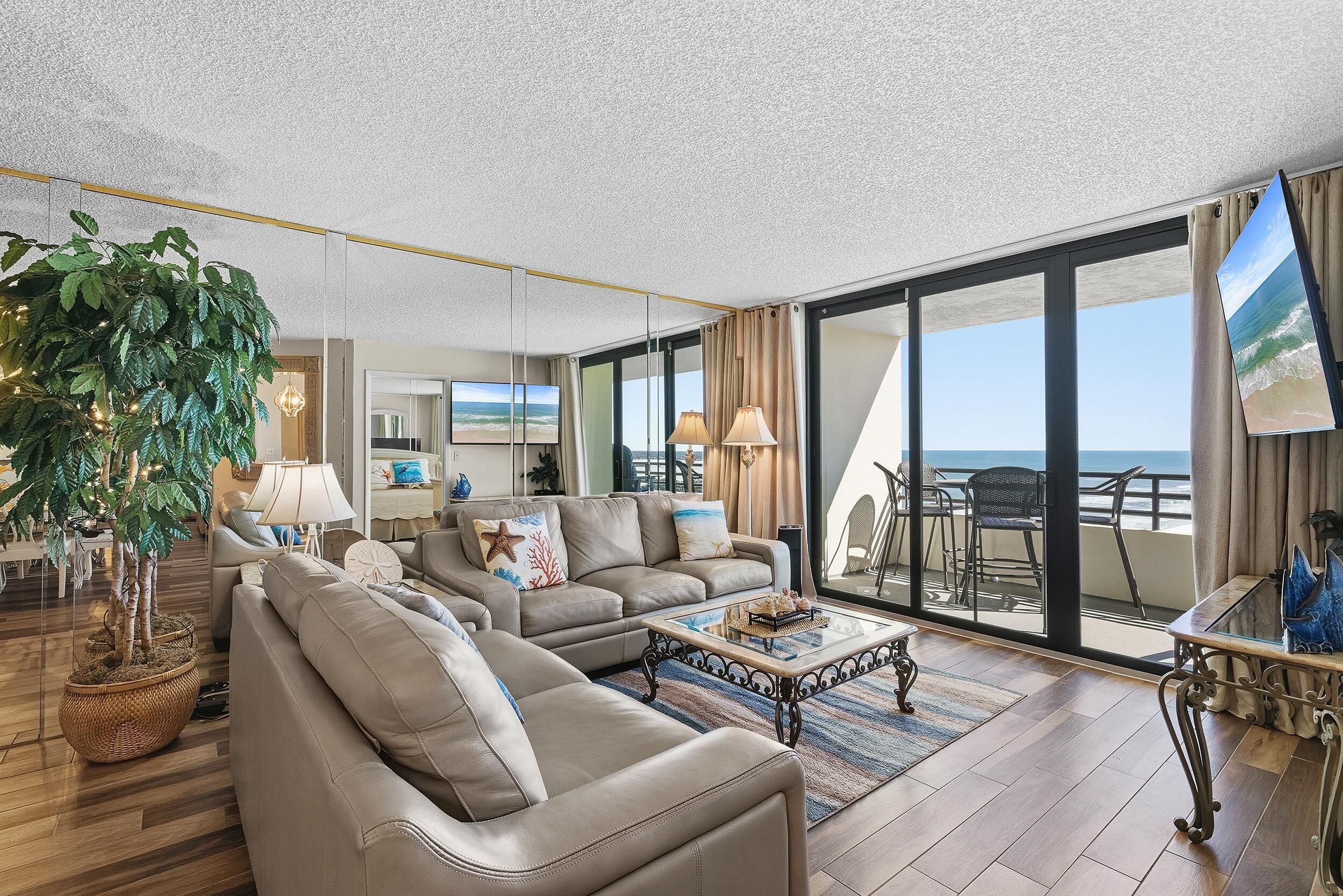Condo, várias camas (Sand Dollar 1105) | Área de estar