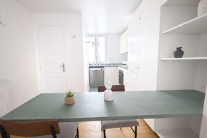 Dining - Appartement au cœur de Montmartre (Paris)