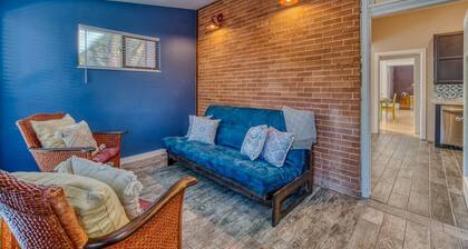 The Rosemont Estate: Historic Main House + Private Cottage (2 Units, Sleeps 10)