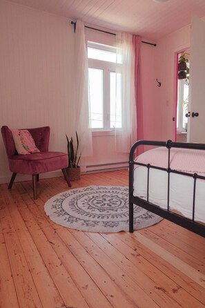 5 camere, ferro/asse da stiro, Wi-Fi, lenzuola