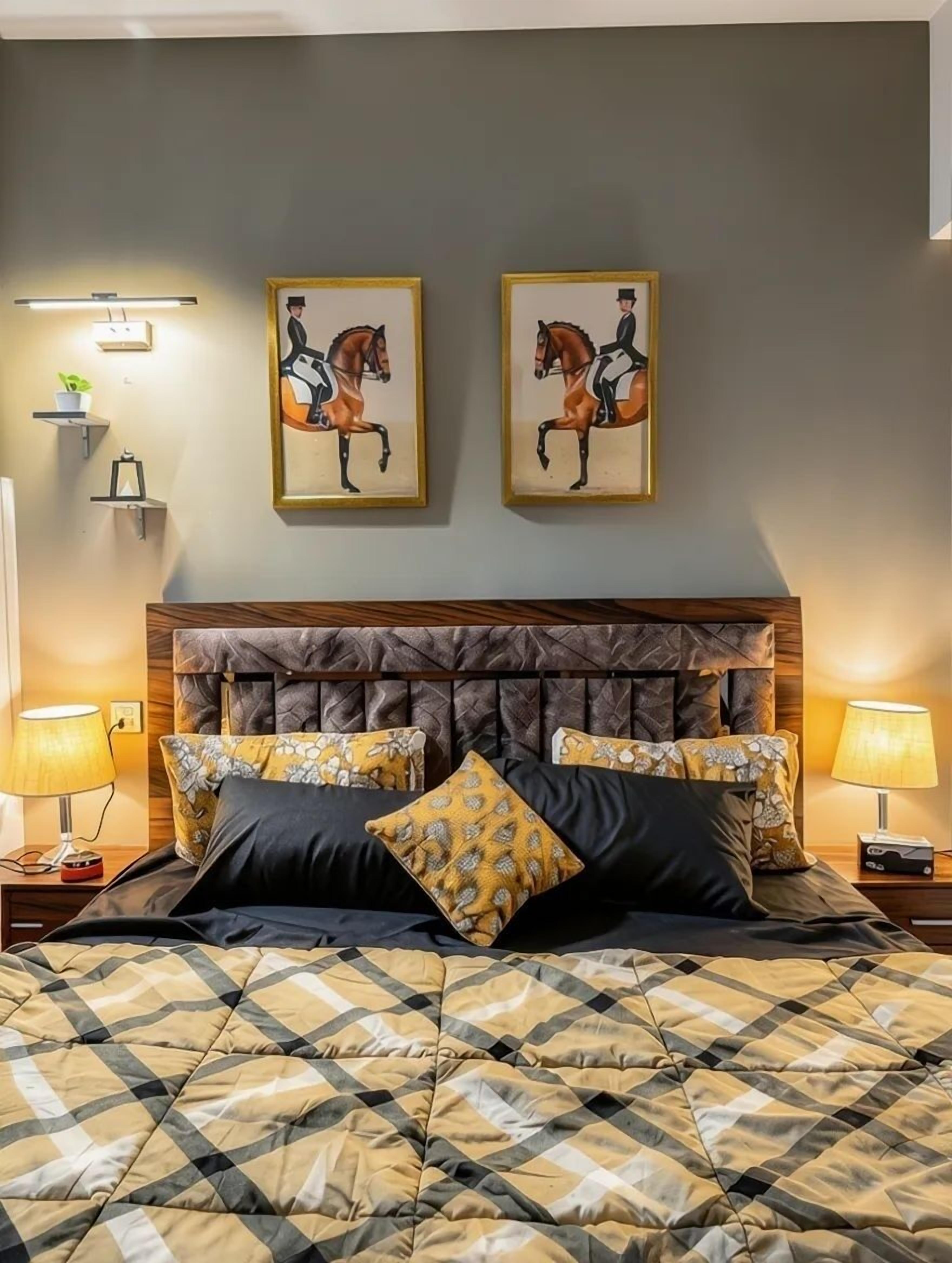 2 bedrooms, iron/ironing board, internet